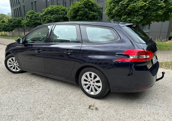 Peugeot 308 cena 23900 przebieg: 218000, rok produkcji 2014 z Góra małe 352